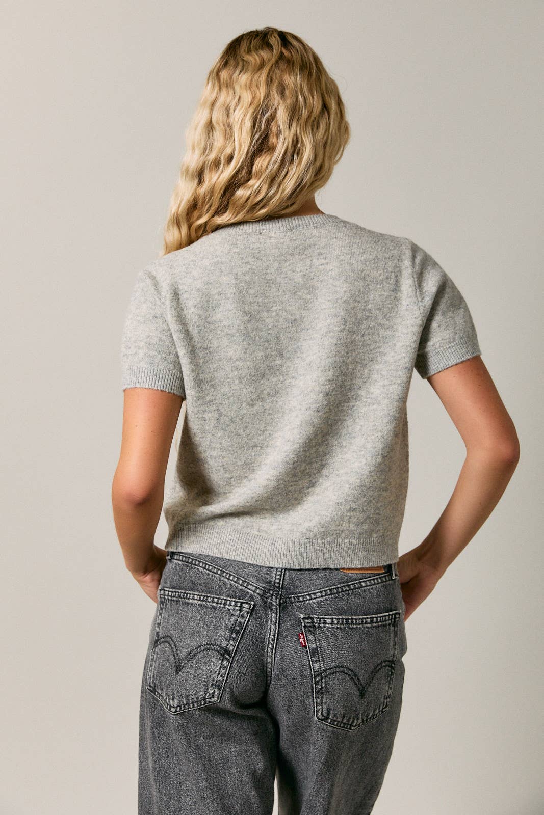 SHORT SLEEVE CREW NECK CROP SWEATER TOP: NAVY / L