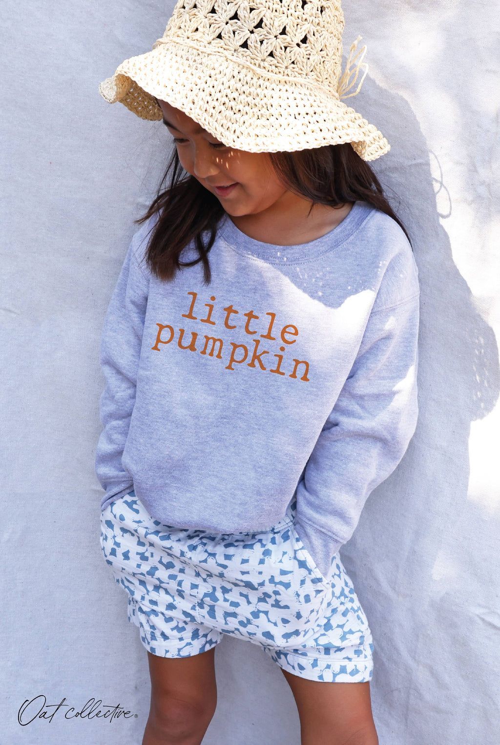 LITTLE PUMPKIN Toddler Graphic Sweatshirt: AUTUMN LEAF / 4T