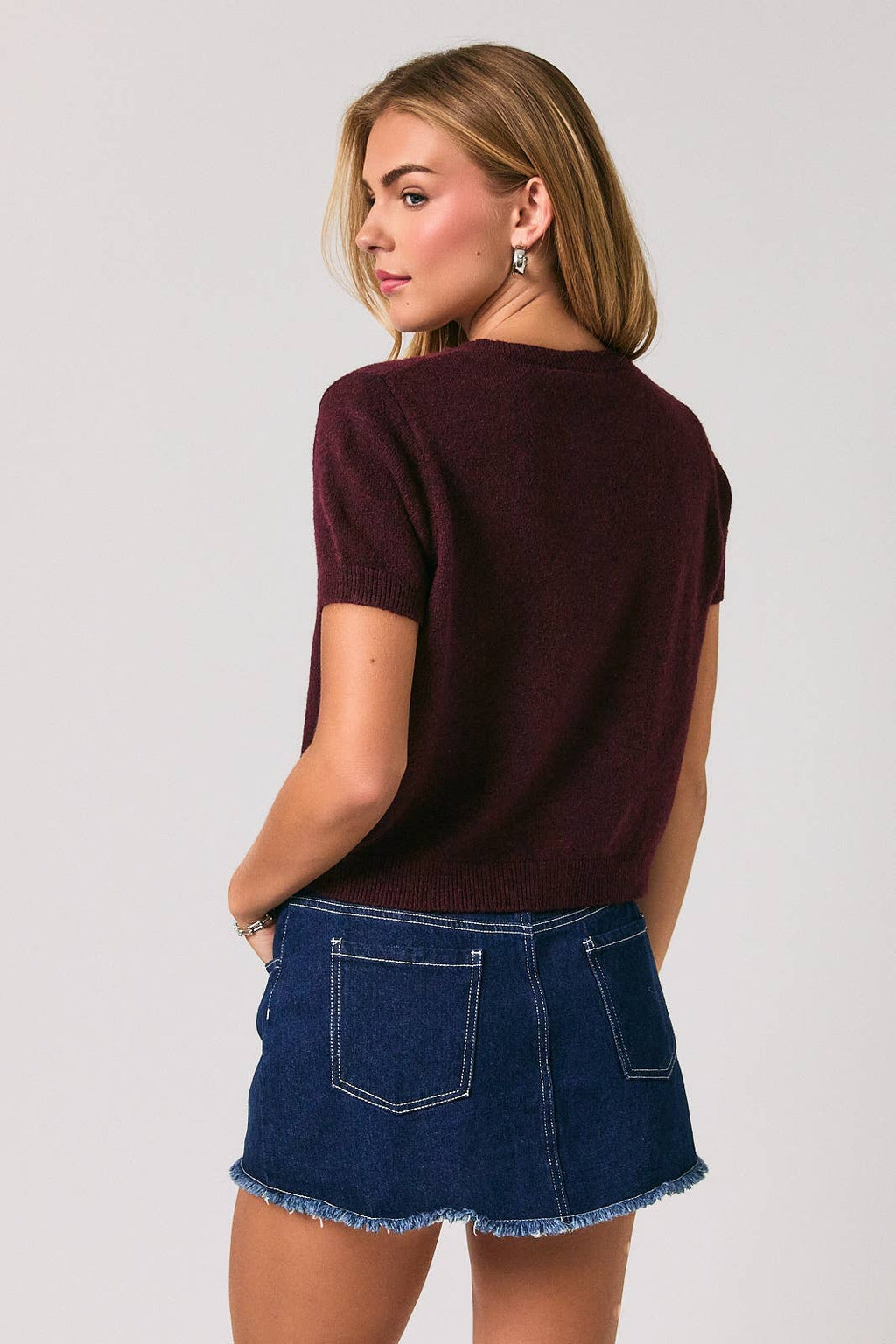 SHORT SLEEVE CREW NECK CROP SWEATER TOP: NAVY / L