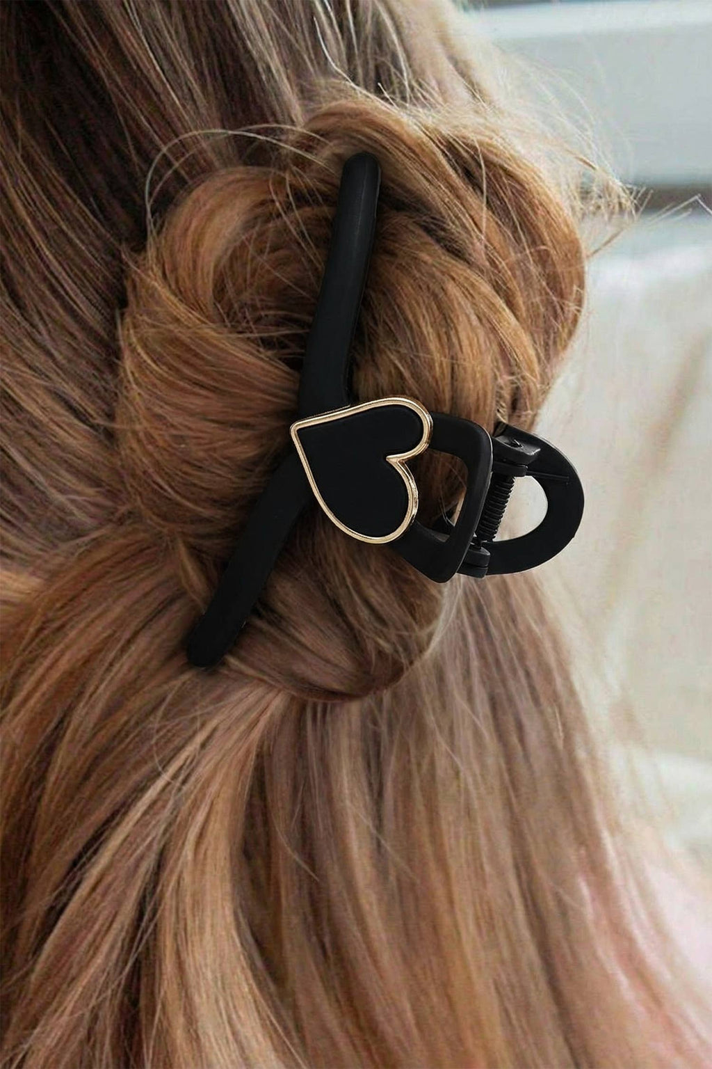 Heart Design Hair Claw Clip Hair Accessory: Black