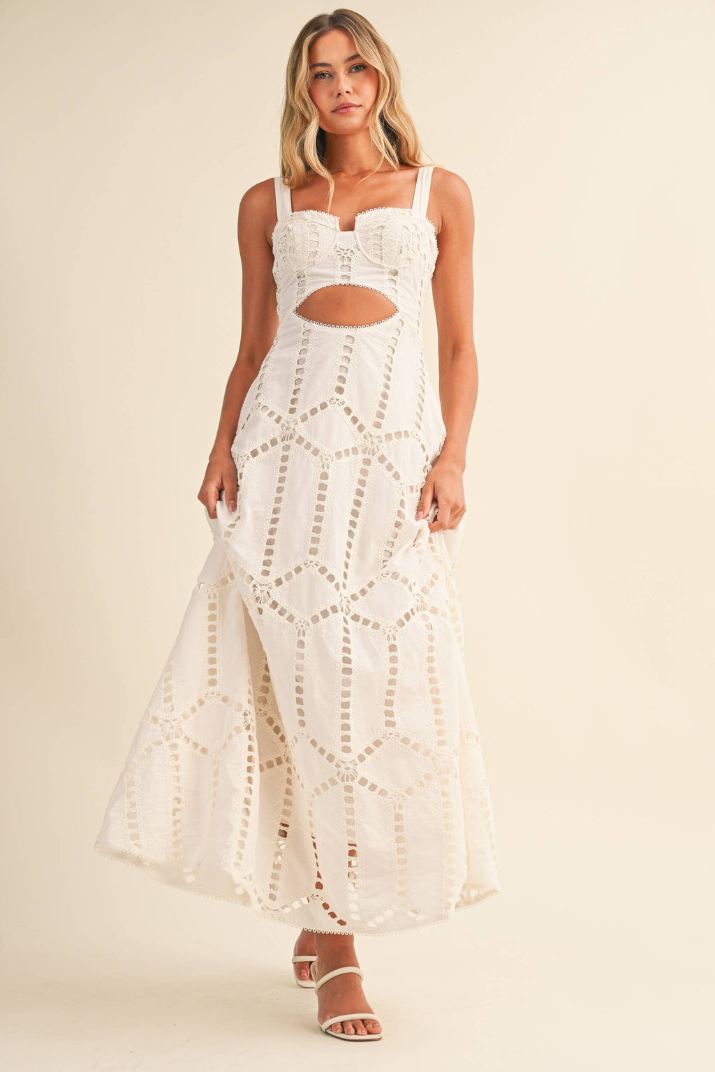 ID10399 EMBROIDERED CUTWORK BUSTIER FLARE LONG DRESS WITH MI: Black / S