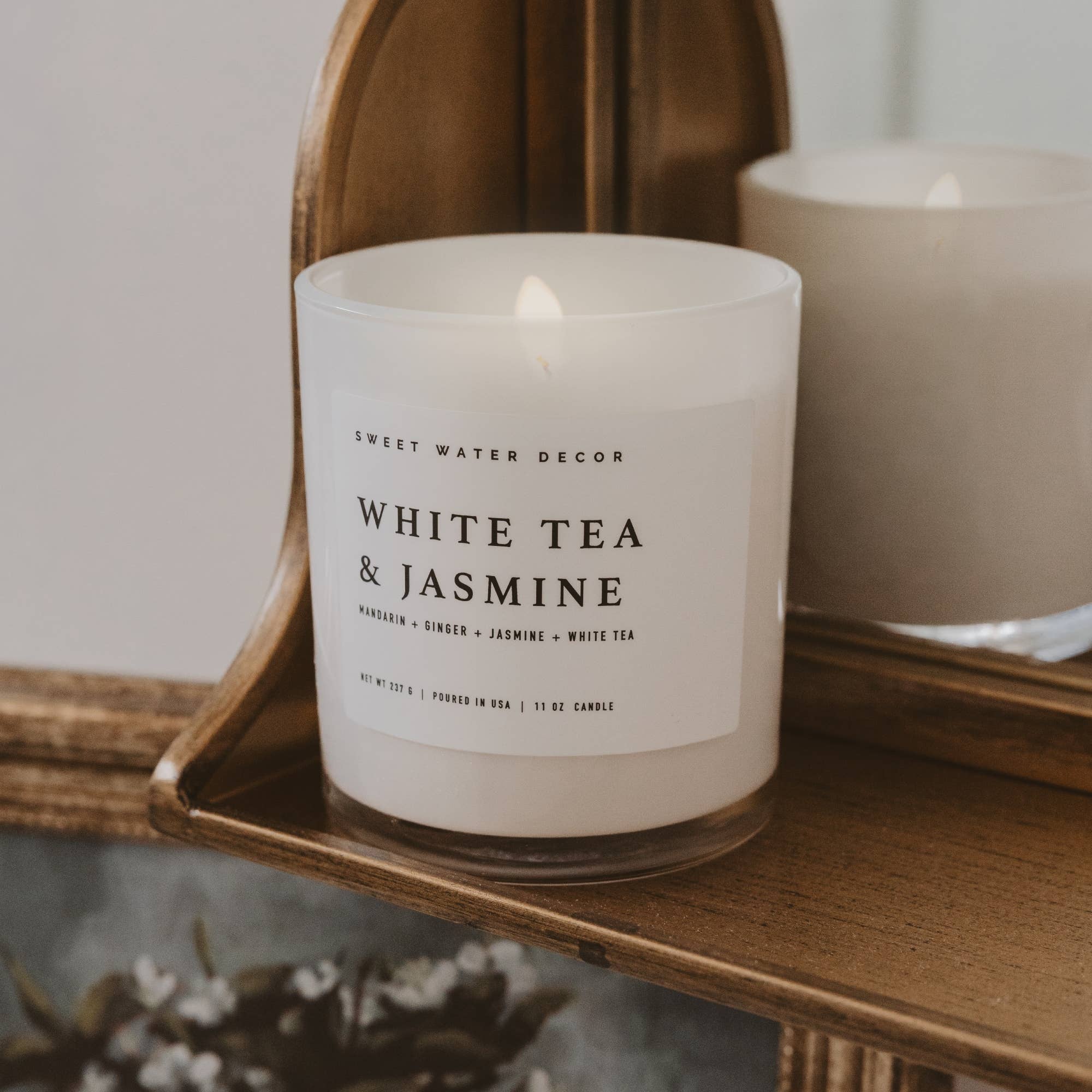 *NEW* White Tea and Jasmine 11 oz Soy Candle - Home Decor