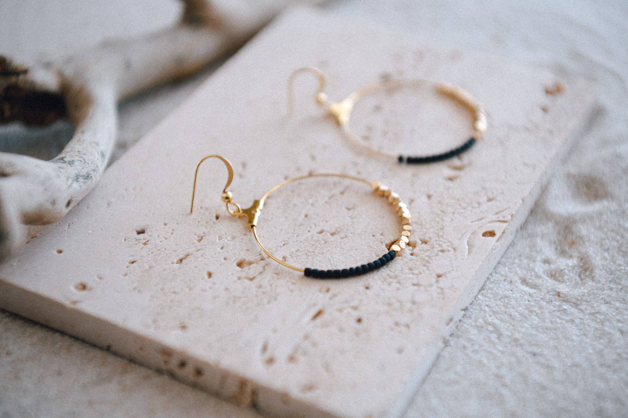 Seed Bead Half and Half Hoop Earring : Black