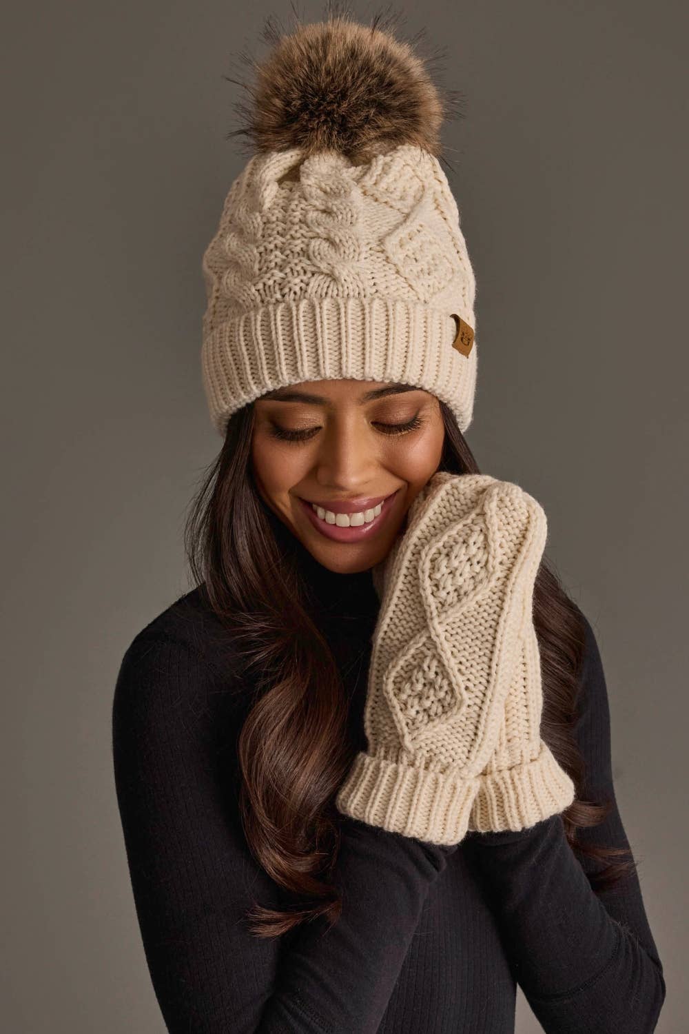 Beige Cable Knit Mittens