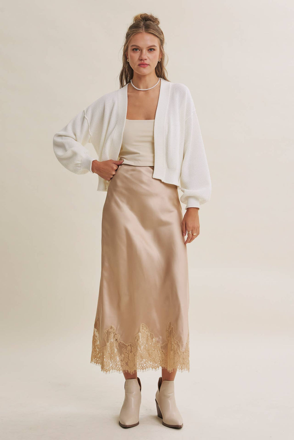 UNEXPECTED ELEGANT FRENCH LACE SATIN MIDI SKIRT: CHAMPAGNE / L