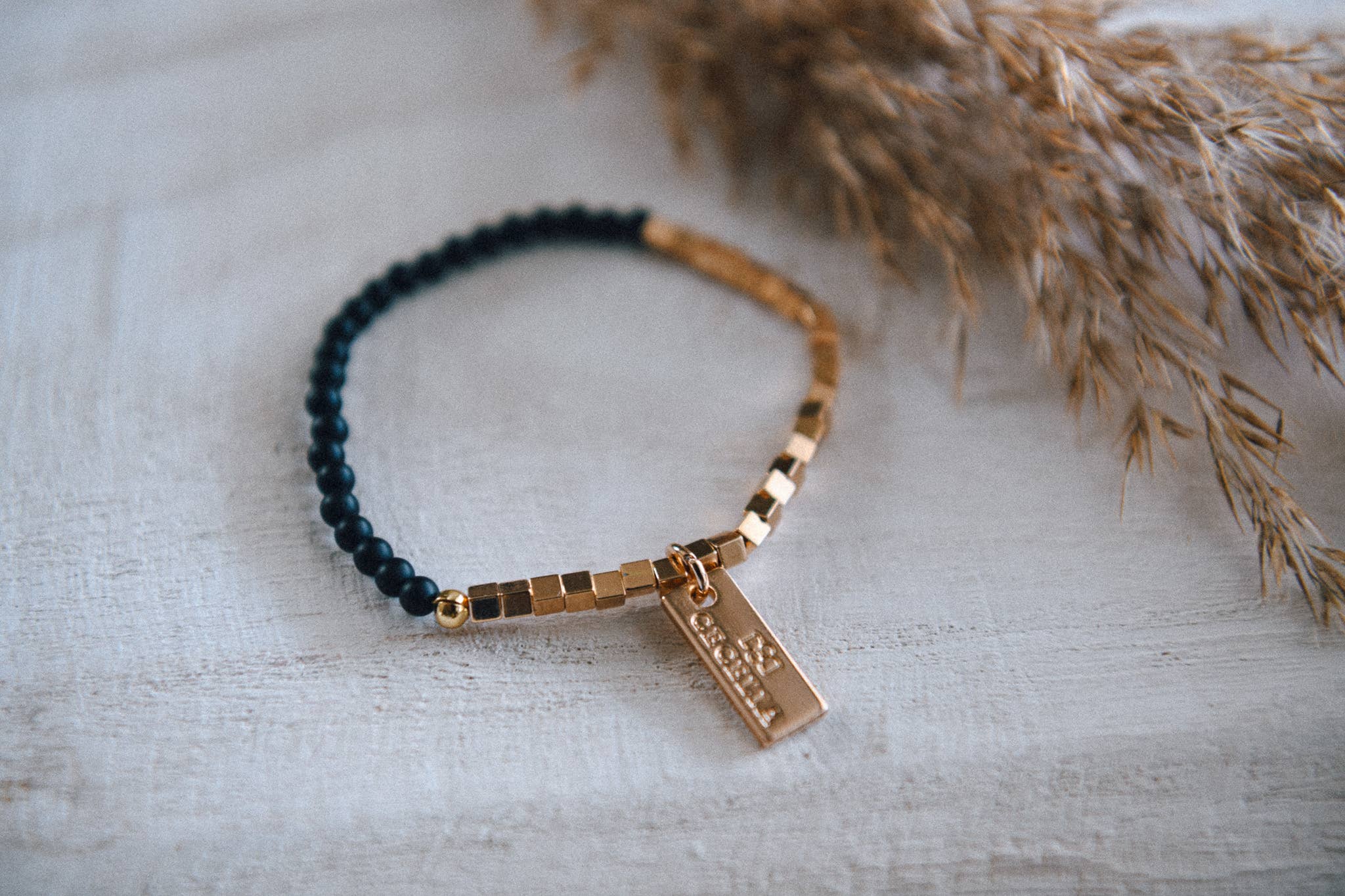 Black Agate Half and Half Gold Bracelet : Black Agate