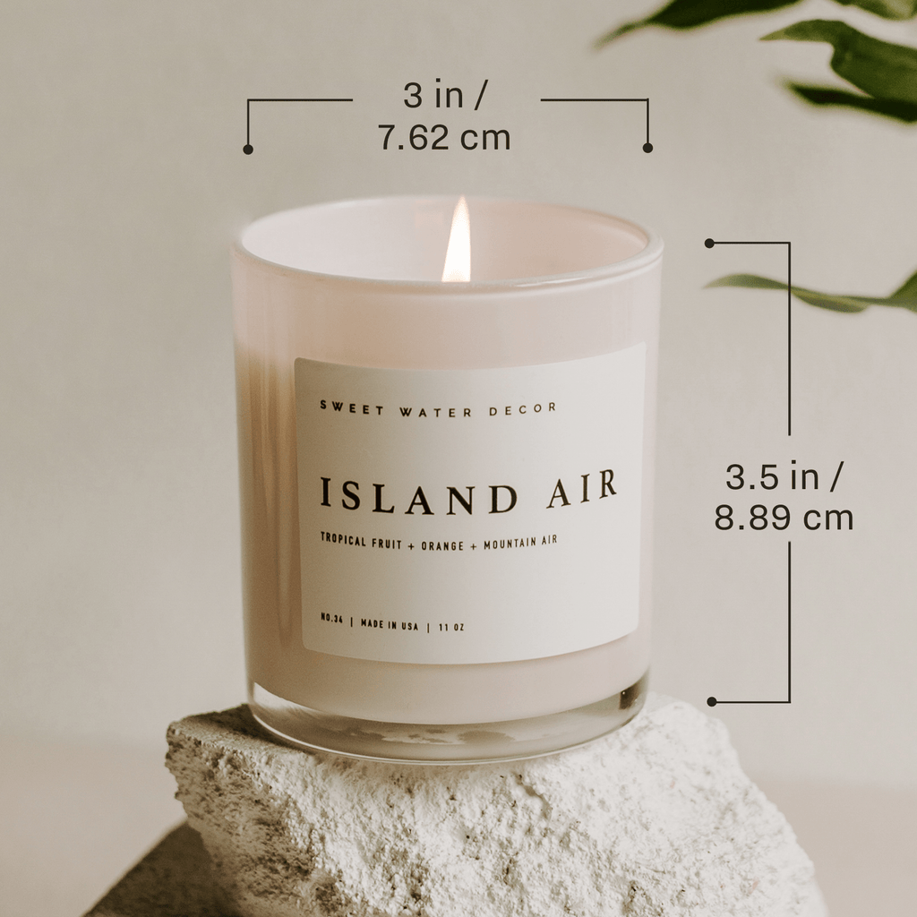 *NEW* White Tea and Jasmine 11 oz Soy Candle - Home Decor