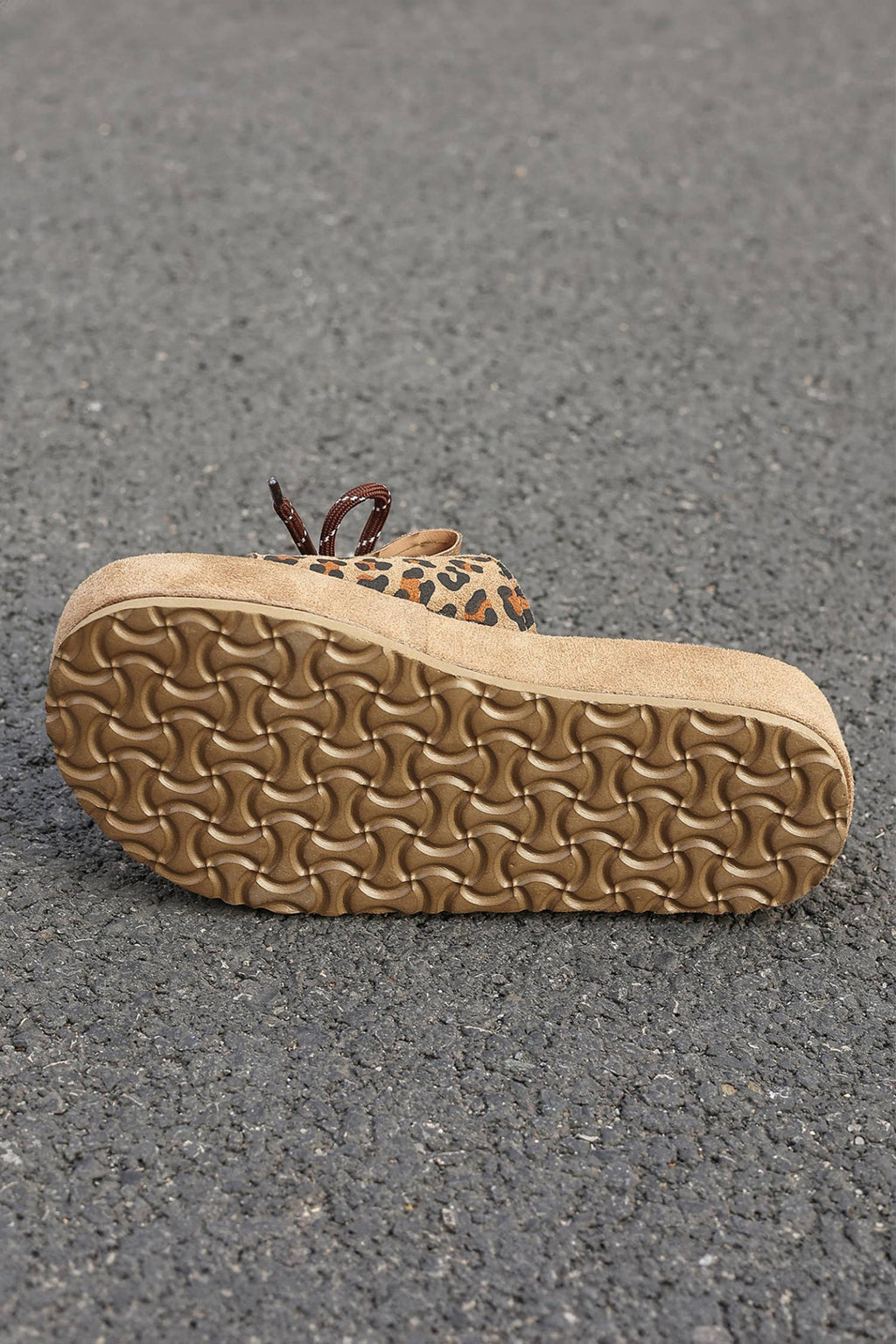 Leopard Faux Suede Slashed Lace-up Detail Platform Slippers: Coffee / 6(37)