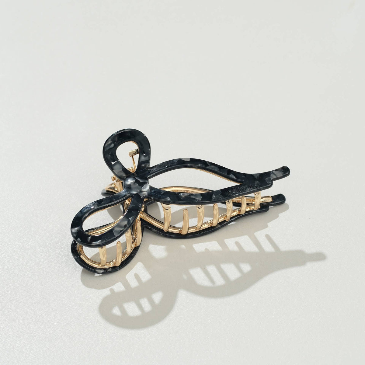 Sabrina Vintage Snow Ribbon Metal Bow Claw Clip - Large: Assorted