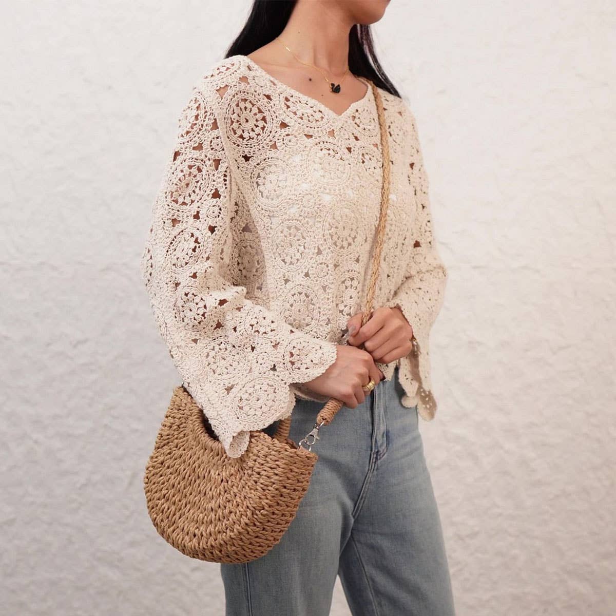SOLID COLOR SEMI-CIRCLE HANDMADE STRAW BAG