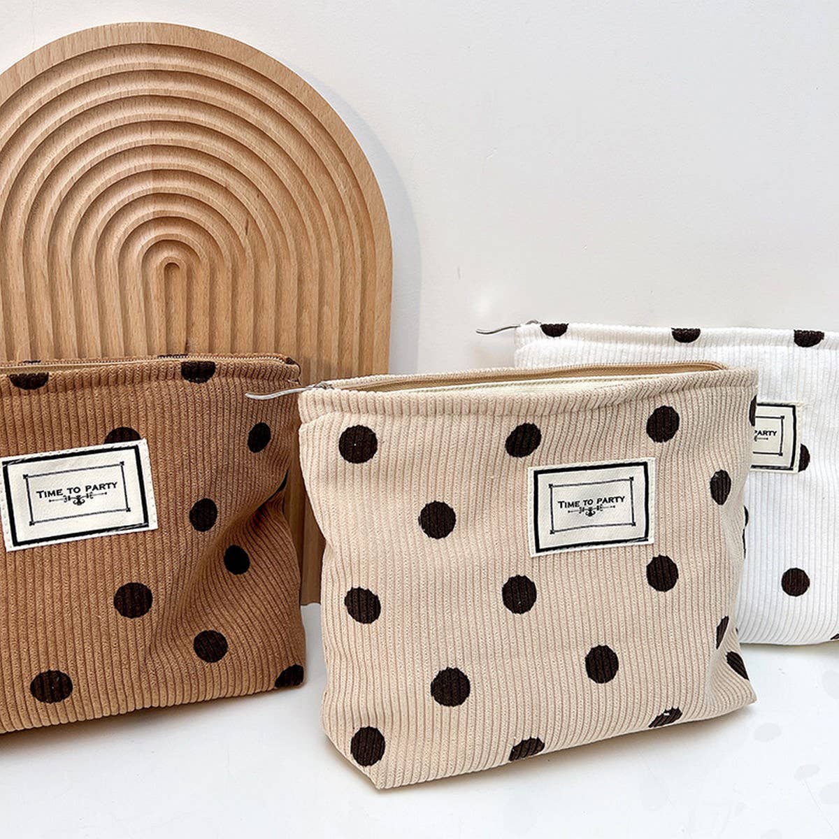 CORDUROY RETRO POLKA DOT MAKEUP BAG STORAGE BAG_CWAB1220: White / (OS) 2