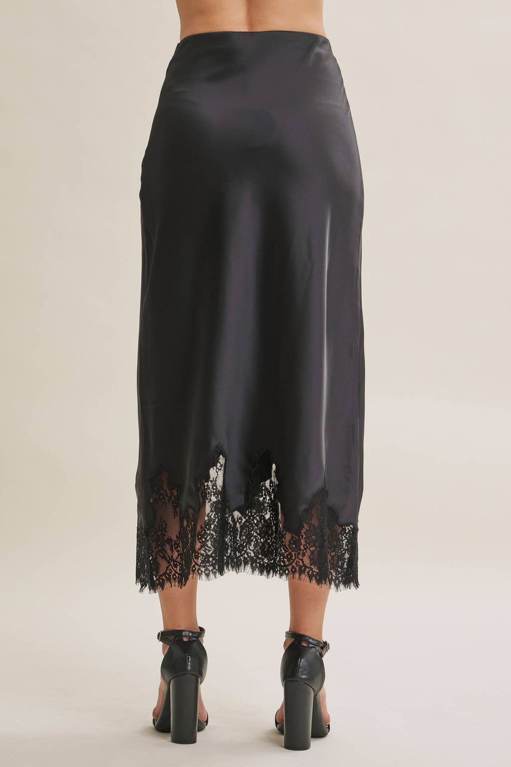 UNEXPECTED ELEGANT FRENCH LACE SATIN MIDI SKIRT: CHAMPAGNE / M