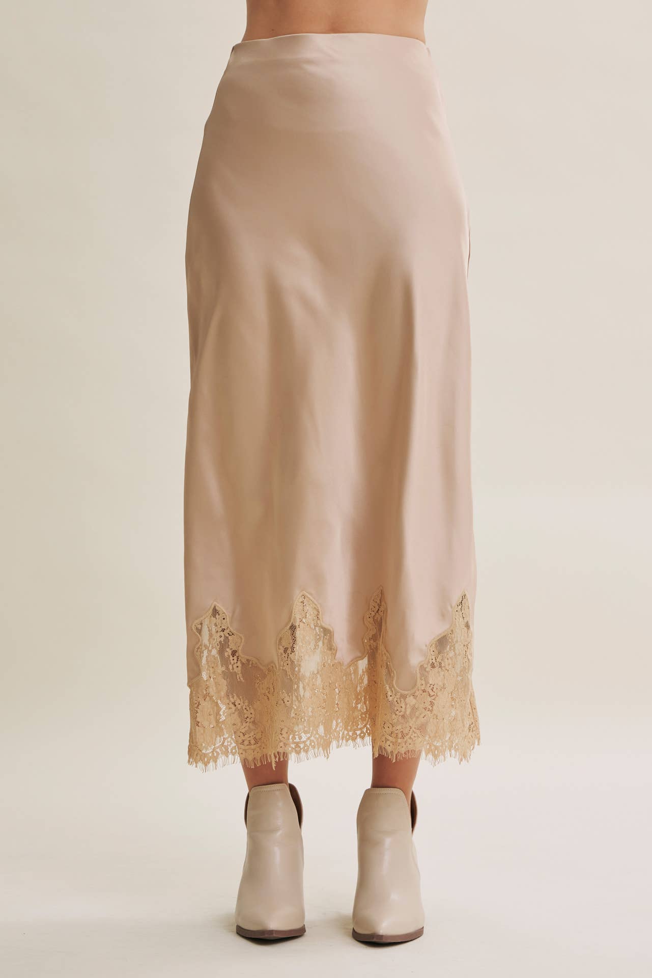 UNEXPECTED ELEGANT FRENCH LACE SATIN MIDI SKIRT: CHAMPAGNE / M