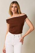 OFF SHOULDER SLEEVELESS CONTRAST PIPING SWEATER TOP: BROWN-CREAM / M