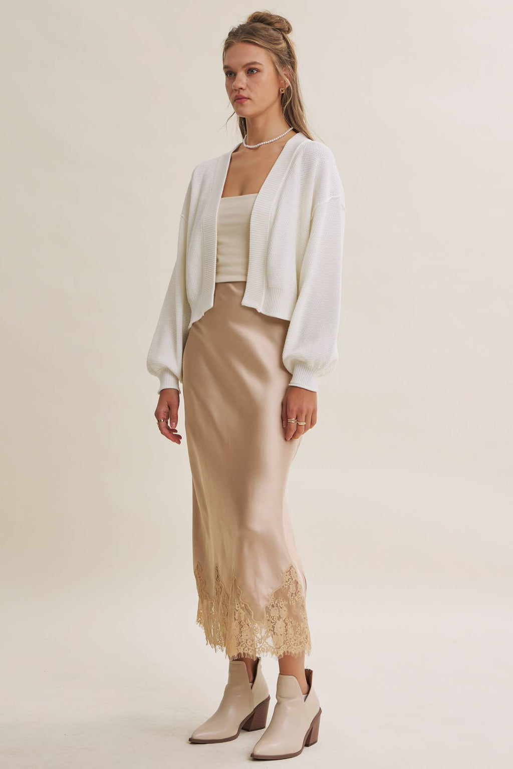 UNEXPECTED ELEGANT FRENCH LACE SATIN MIDI SKIRT: CHAMPAGNE / M
