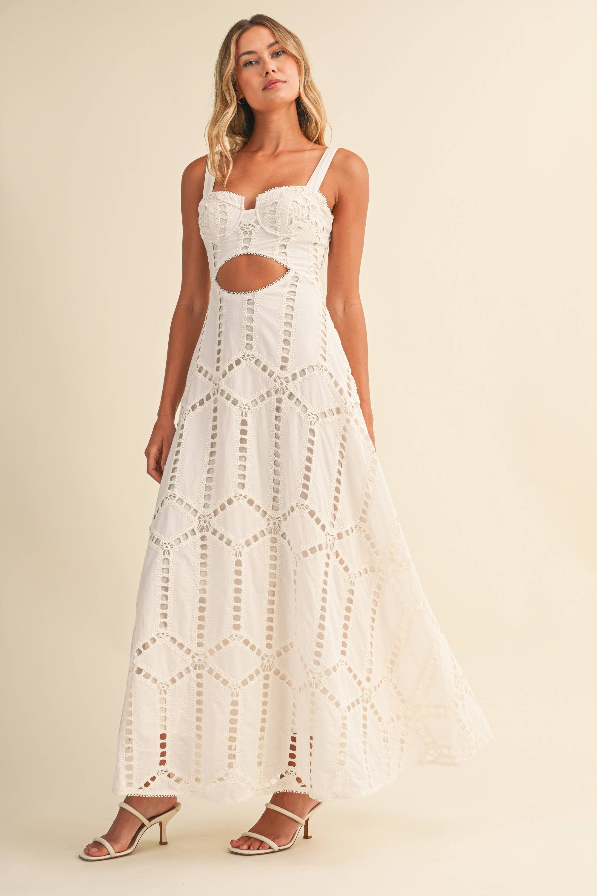 ID10399 EMBROIDERED CUTWORK BUSTIER FLARE LONG DRESS WITH MI: Black / M