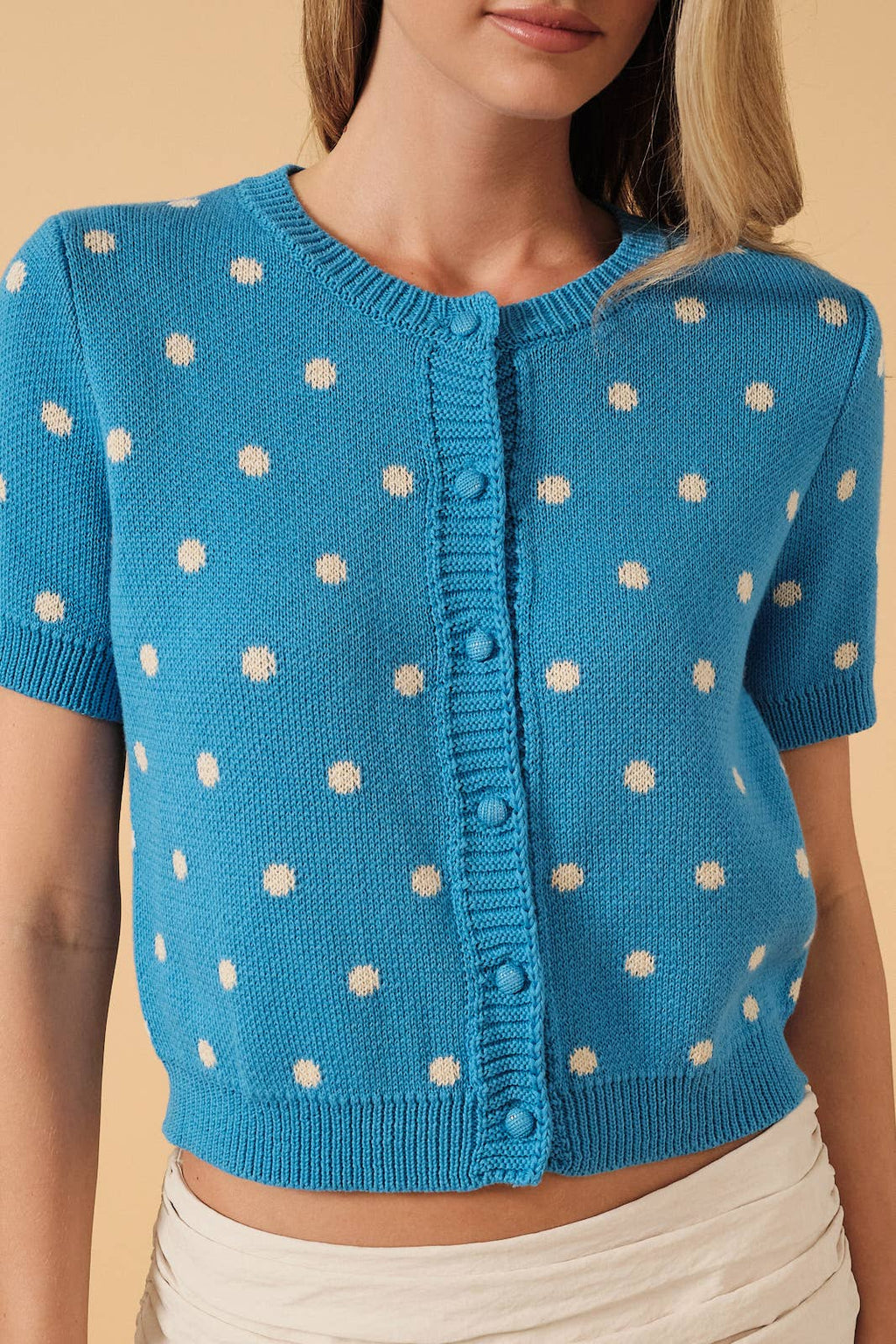 ROUND NECK BUTTON DOWN POLKA DOT SWEATER CARDIGAN: BROWN-CREAM DOT / L