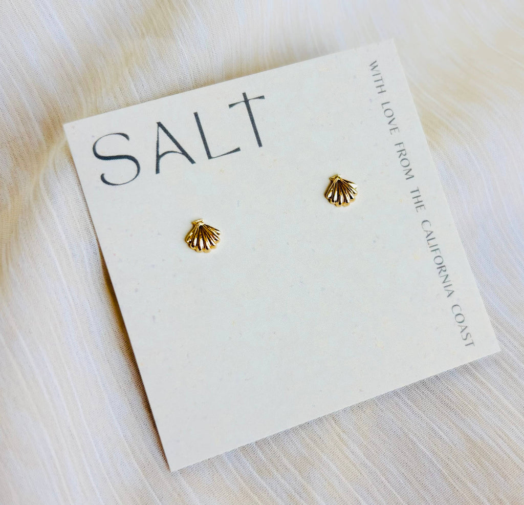 SEASHELL STUDS